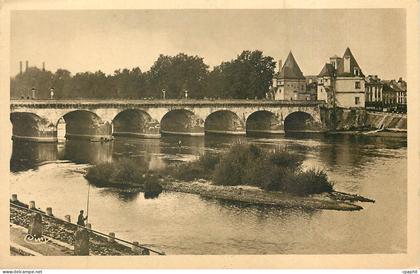 CPA Chatellerault Vienne Le Pont Henri IV