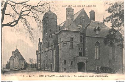 CPA Carte Postale   France Châtillon-en-Bazois  Le Château cour d'honneur   VM92361