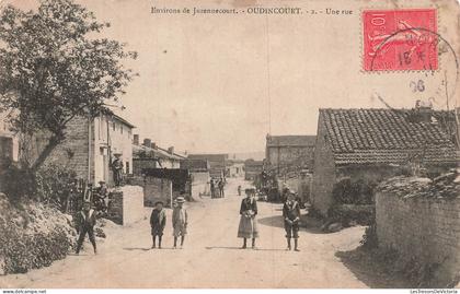 FRANCE - environs de Juzennecourt - Oudincourt - une rue - animé - CPA