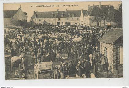 CHENERAILLES - Le Champ de Foire