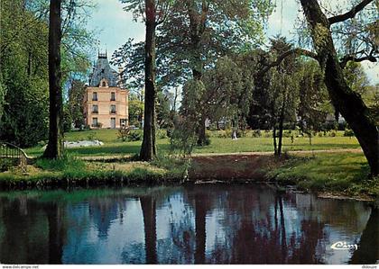 91 - Chilly-Mazarin - Le Château à travers le Parc - CPM - Voir Scans Recto-Verso