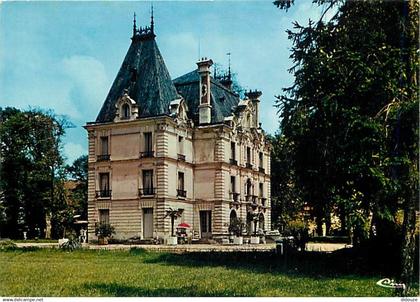 91 - Chilly-Mazarin - Le château (la mairie) - CPM - Voir Scans Recto-Verso