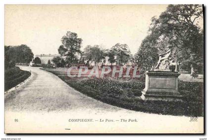 CPA Compiegne Le Parc