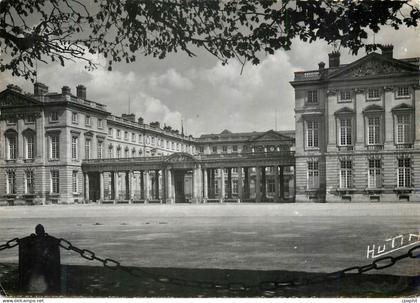 CPM Le chateau de compiegne the palace of compiegne