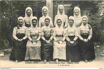 Carte Postale Ancienne - 86 - Couhé-Vérac - Costumes du Jeunes Filles - Animée - Folklore - Correspondance - Voyagée en