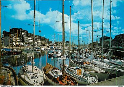 Carte Postale - 14 - Courseulles sur Mer - Le Bassin de Plaisance - Bateaux - Flamme Postale de Courseulles sur Mer - CP