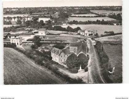 CREZ-en-BOUERE: la gare vue aérienne 10x15 - très bon état