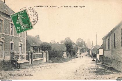 croisilles * rue de st léger * villageois