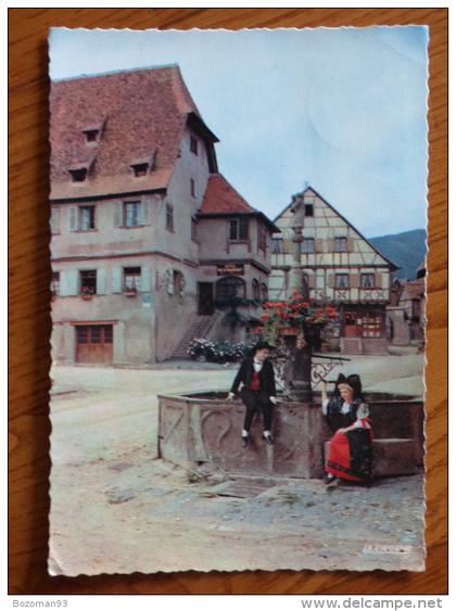 DAMBACH LA VILLE ( 67 ) GROUPE D'ALSACIENS