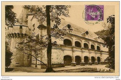 17 - DAMPIERRE-sur-BOUTONNE - Château de ...