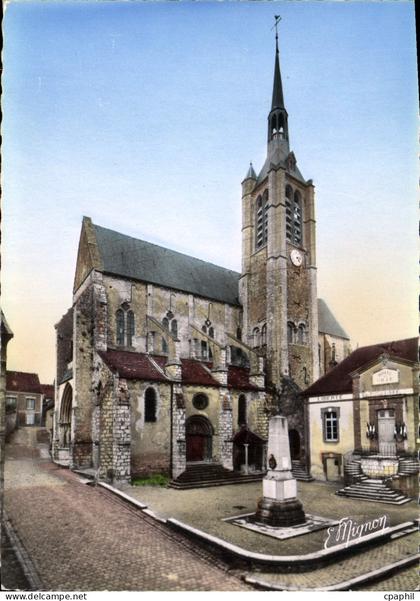 CPSM Donnemarie en Montois (S et M) Eglise Notre Dame (XIIe et XIIIe siecles)