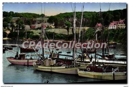CPA Douarnenez Thoniers Dans Le Port