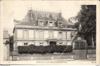 CPA Dreux La Sous Prefecture