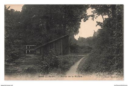 Droué, Bords de la Rivière, pont de bois, France
