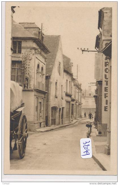 CPA -32049 ou 32050- 61 - Ecouché - La Grand Rue - Vieilles maisons-Envoi gratuit