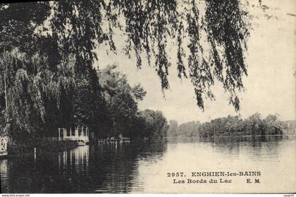 CPA Enghien les Bains Les Bords du Lac