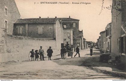 [-20%] FRANCE - Entraigues - Avenue dAvignon - Carte Postale