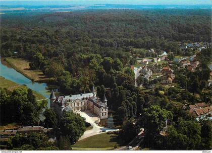 60 - Ermenonville - Le Château - Vue aérienne - CPM - Voir Scans Recto-Verso