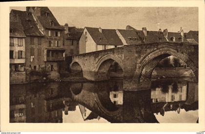 CPA Espalion Le Pont Gothique du 13eme