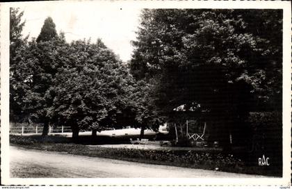 CPA Evaux les Bains Creuse Etablissement Thermal Le Jardin Anglais