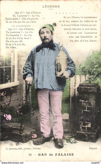 CPA Legende Falaise Gas de Falaise Folklore Costume