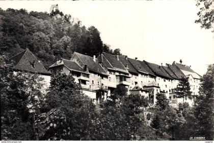 CPSM Ferrette Jura Alsacien Ville Haute et château