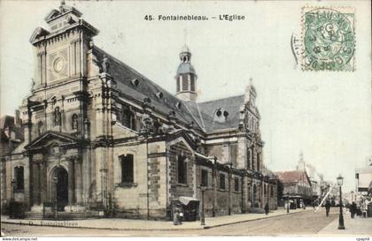 Fontainebleau CPA L'eglise