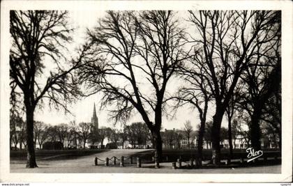 CPA Fontenay Le Comte (Vendee) The Champ de