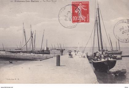 FOURAS LES BAINS(BATEAU DE PECHE)