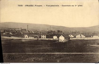 CPA Fraize Vue Generale Casernes au 1er plan Militaira