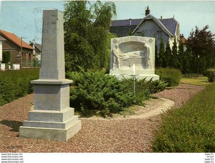 Friville Escarbotin - le monument aux morts