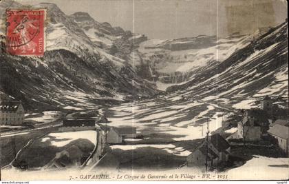 CPA Gavarnie Le Cirque de Gavarnie et le Village