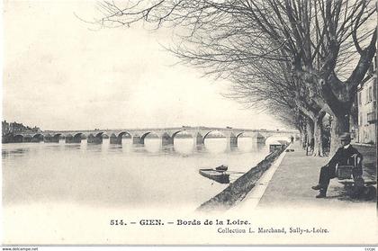 CPA Gien Bords de la Loire