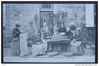 46 - GOURDON - trieuse cernaux - denoisilleuses de noix - concours de 1897