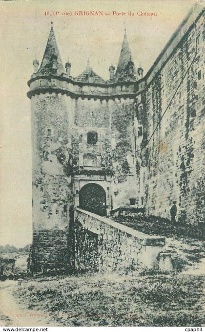 CPA Grignan porte du chateau