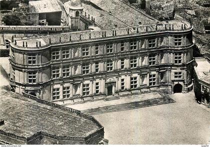 CPM Grignan Drome Facade principale du Chateau