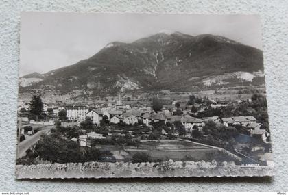 Cpm, Guillestre, vue générale, montagnes de Combechauve, Hautes Alpes 05