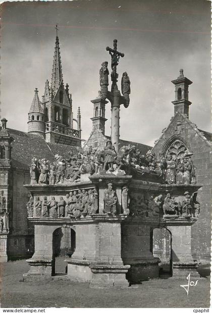 CPM Bretagne 600 guimiliau(finistere) l eglise et le calvaire(1581 1604)