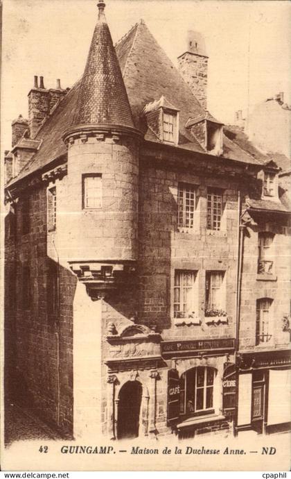 CPA Guingamp Maison de la Duchesse Anne