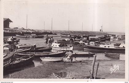 GUJAN MESTRAS(BATEAU)