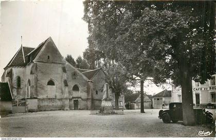 GURGY place de l'église - SM