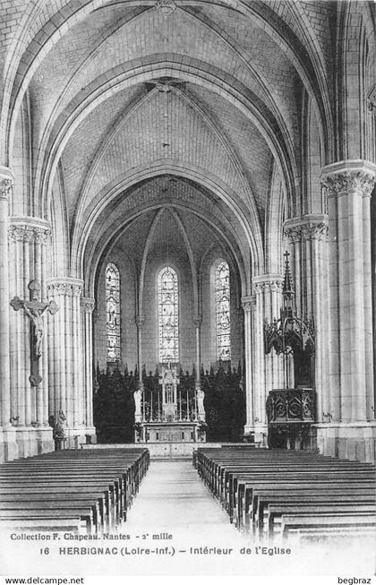 HERBIGNAC    EGLISE INTERIEUR