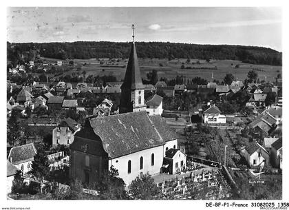 DE-BFP1-0680-68 - HIRSINGUE - En avion au-dessus - L'église