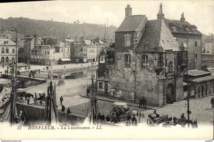 CPA Honfleur La Lieutenance