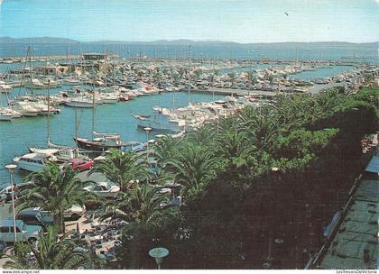 [-10%] FRANCE - Hyeres - Port - Quai - Transport maritime - Bateau - Voiture - Montagne - Panorama - Carte postale