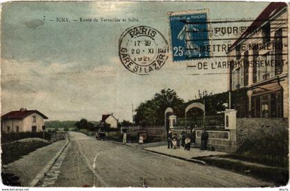 CPA IGNY - Route de VERSAILLES et halte (384963)
