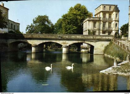 CPSM Jonzac Le Pont Sur La Seugne