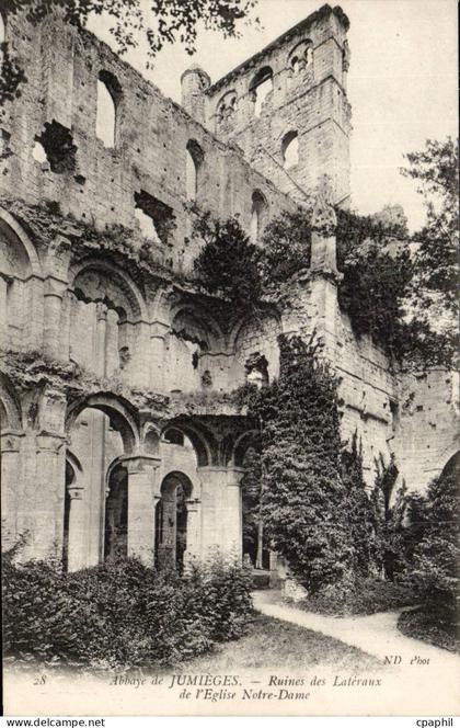 Jumieges CPA Anciennes abbaye de Jumieges Ruines des lateraux de l'eglise Notre Dame