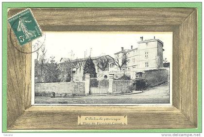 69 L'ABRESLE - Place du Président Carnot