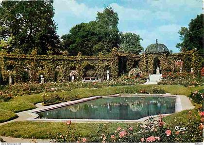 94 - L'Hay les Roses - La Roseraie - Fleurs - Bassin - CPM - Voir Scans Recto-Verso